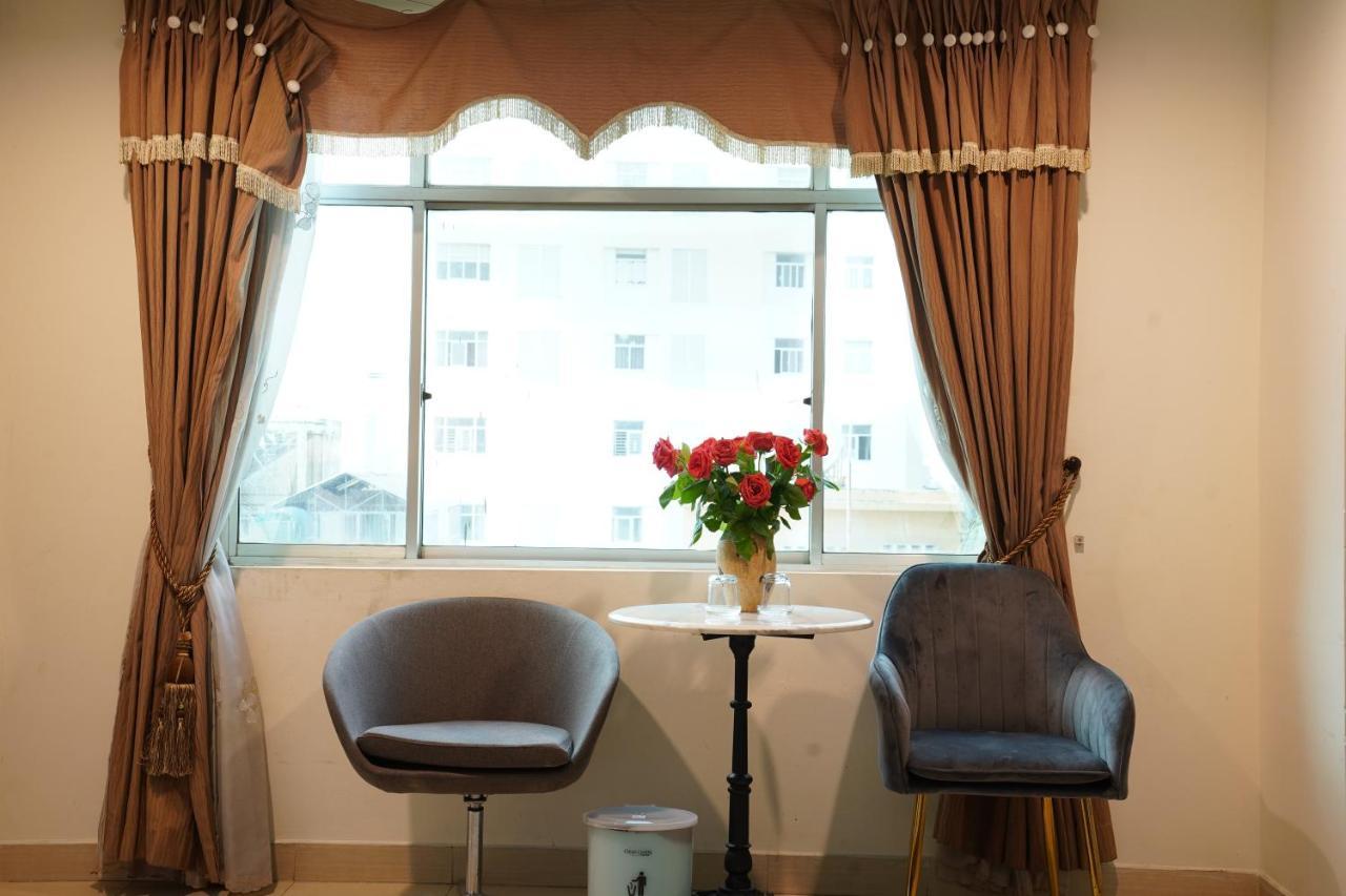 Trang An - 5 Minutes Landmark 81 Hotel 2*