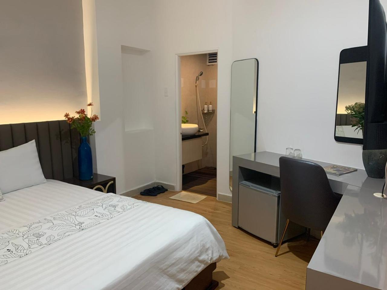Trang An - 5 Minutes Landmark 81 2* Ho Chi Minh City