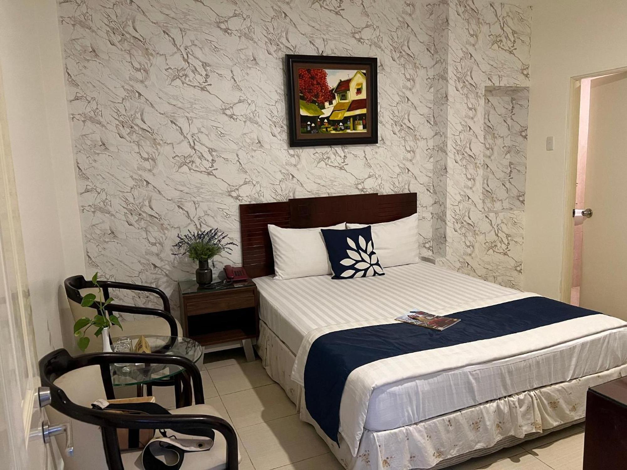 Trang An - 5 Minutes Landmark 81 Hotel Ho Chi Minh City