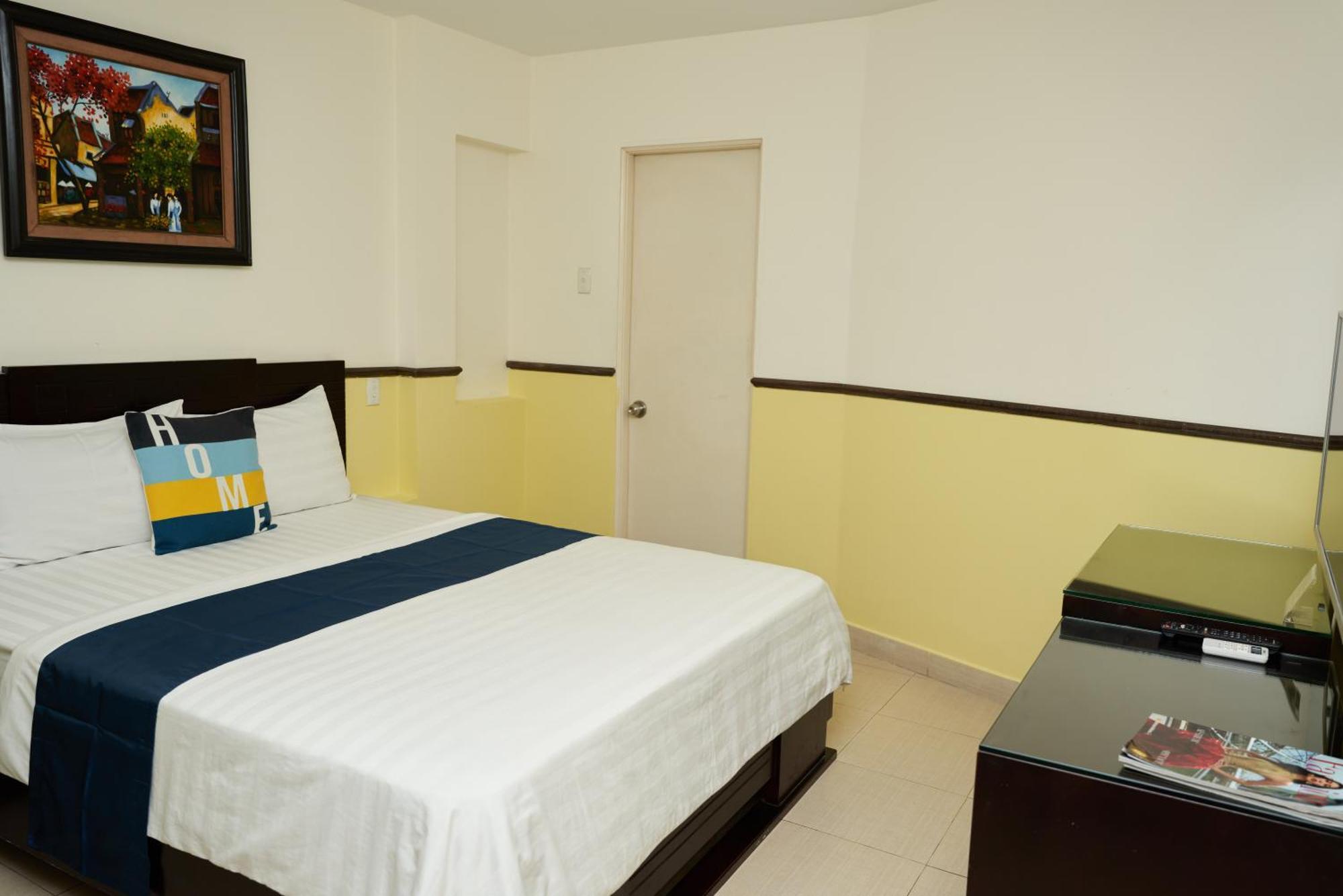 Trang An - 5 Minutes Landmark 81 Hotel 2*