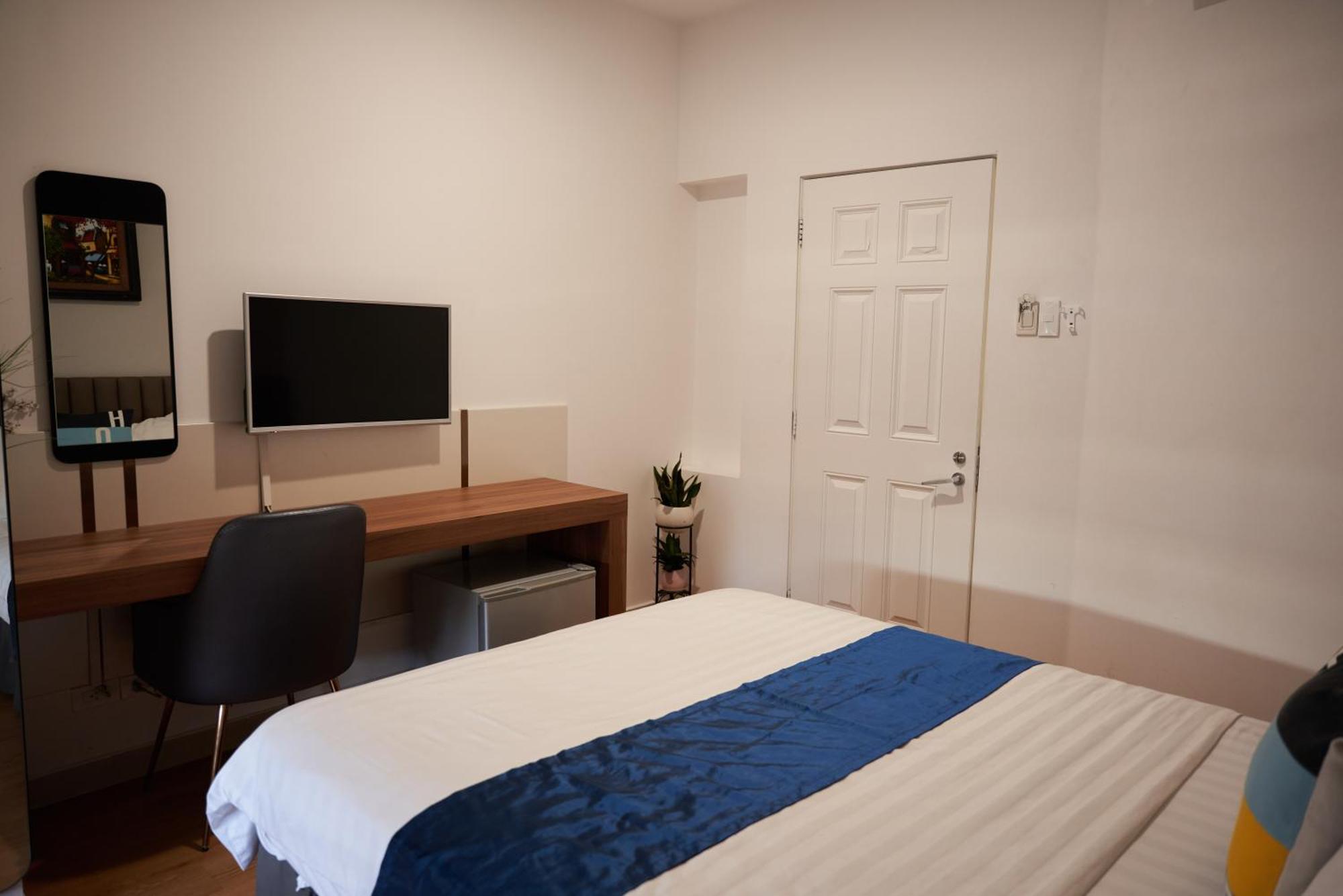 Trang An - 5 Minutes Landmark 81 Hotel Ho Chi Minh City